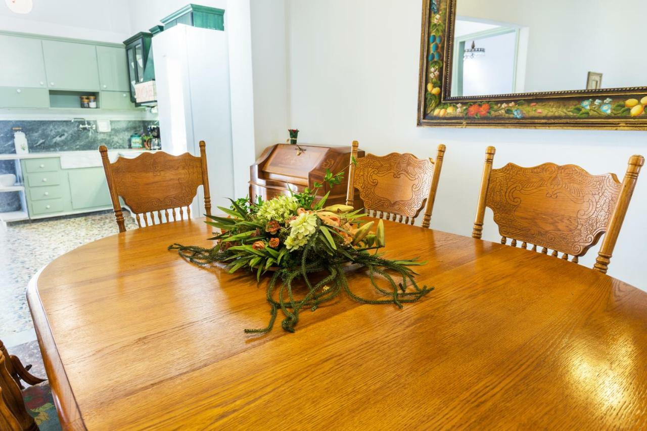 Appartamento Sea View Penthouse With Roof Garden La Canea Esterno foto